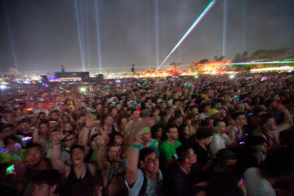 Chemical Brothers Crowd 