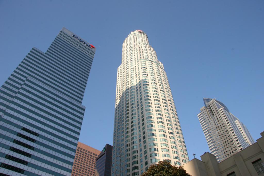 citigroup building and us bank building